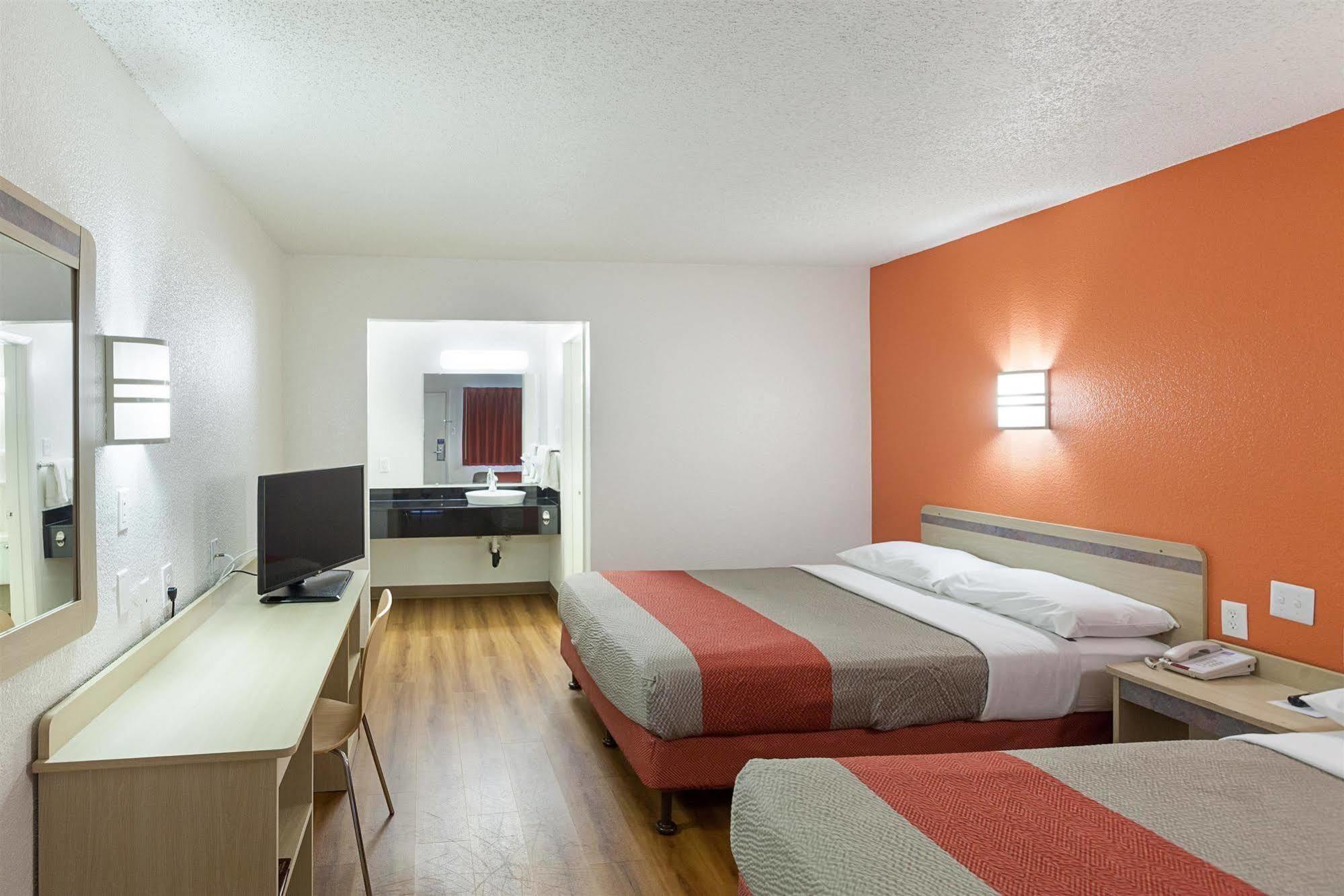 Motel 6-North Richland Hills, Tx Екстер'єр фото