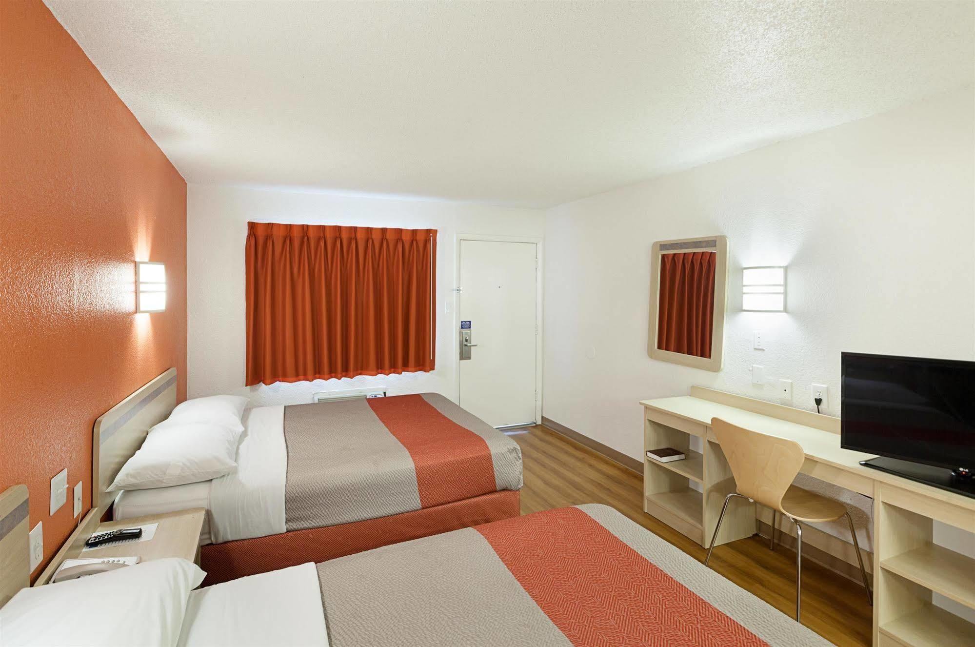 Motel 6-North Richland Hills, Tx Екстер'єр фото