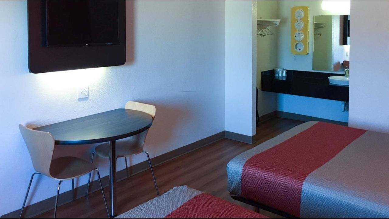 Motel 6-North Richland Hills, Tx Екстер'єр фото